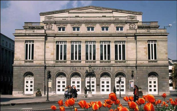 Opera Duplex Junto Al Teatro Campoamor Oviédo Exterior foto